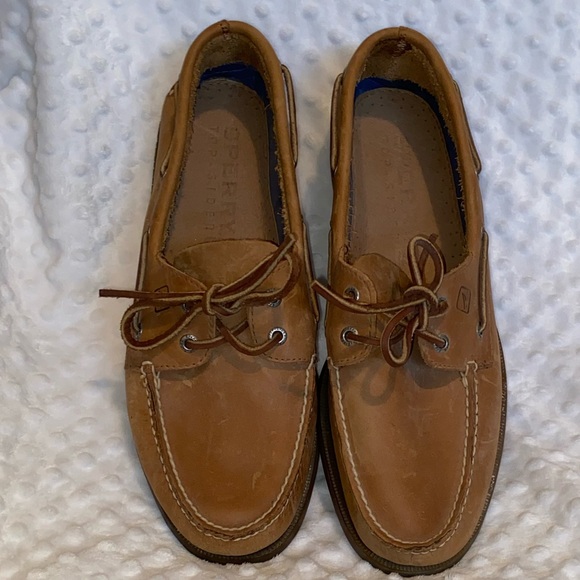 sperry leeward leather boat shoe